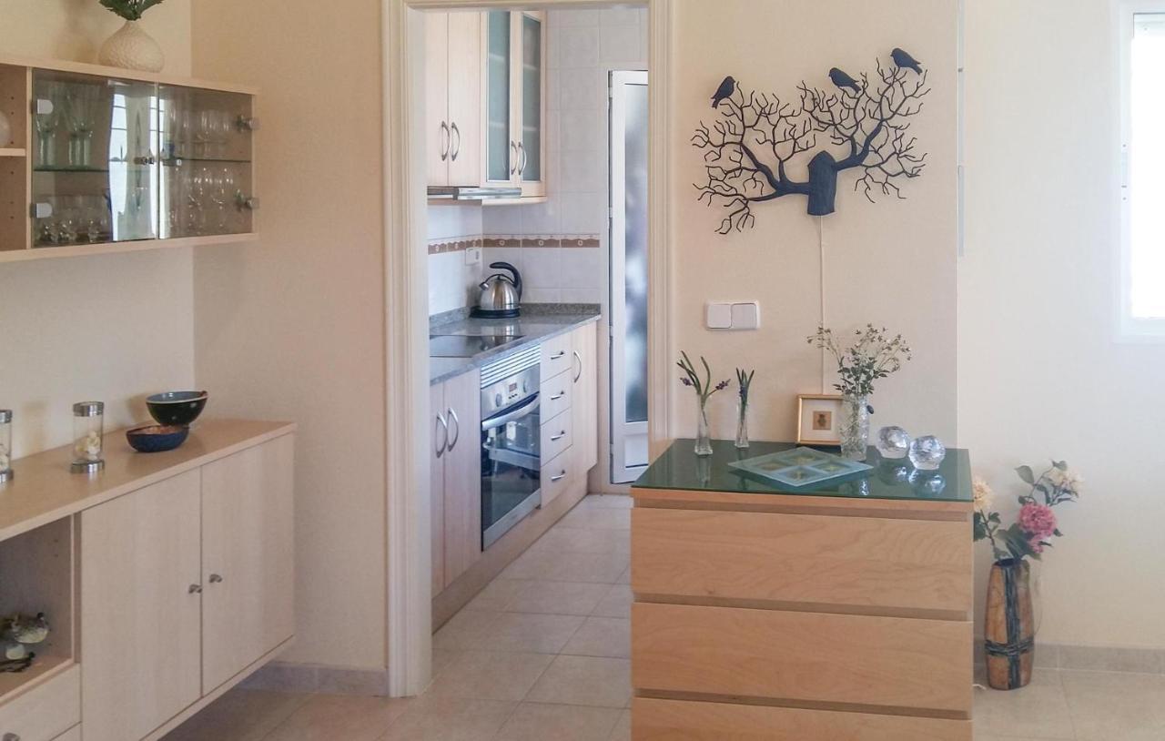 Cozy Home In Orihuela Costa With Kitchen Dehesa de Campoamor  Luaran gambar