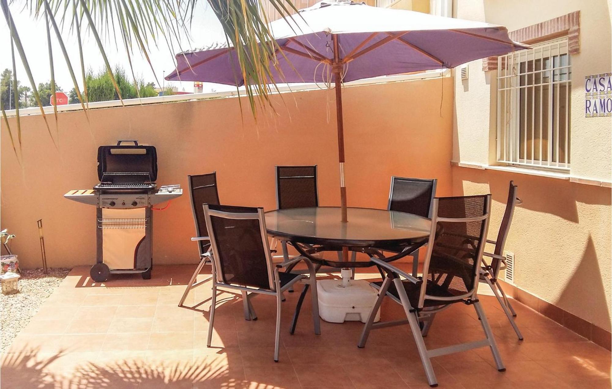 Cozy Home In Orihuela Costa With Kitchen Dehesa de Campoamor  Luaran gambar