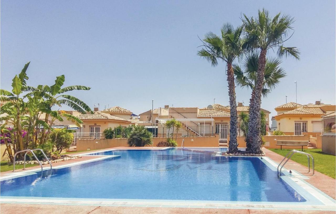 Cozy Home In Orihuela Costa With Kitchen Dehesa de Campoamor  Luaran gambar